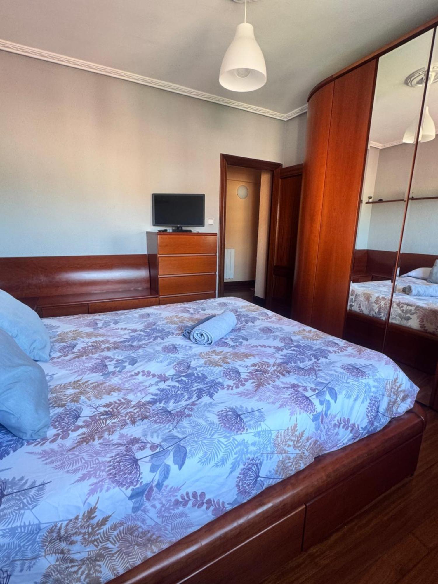 Muskiz Retreat, Playa 5 Mins, Wifi Gratis Exterior photo